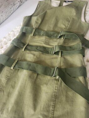 Super cute Zara dress